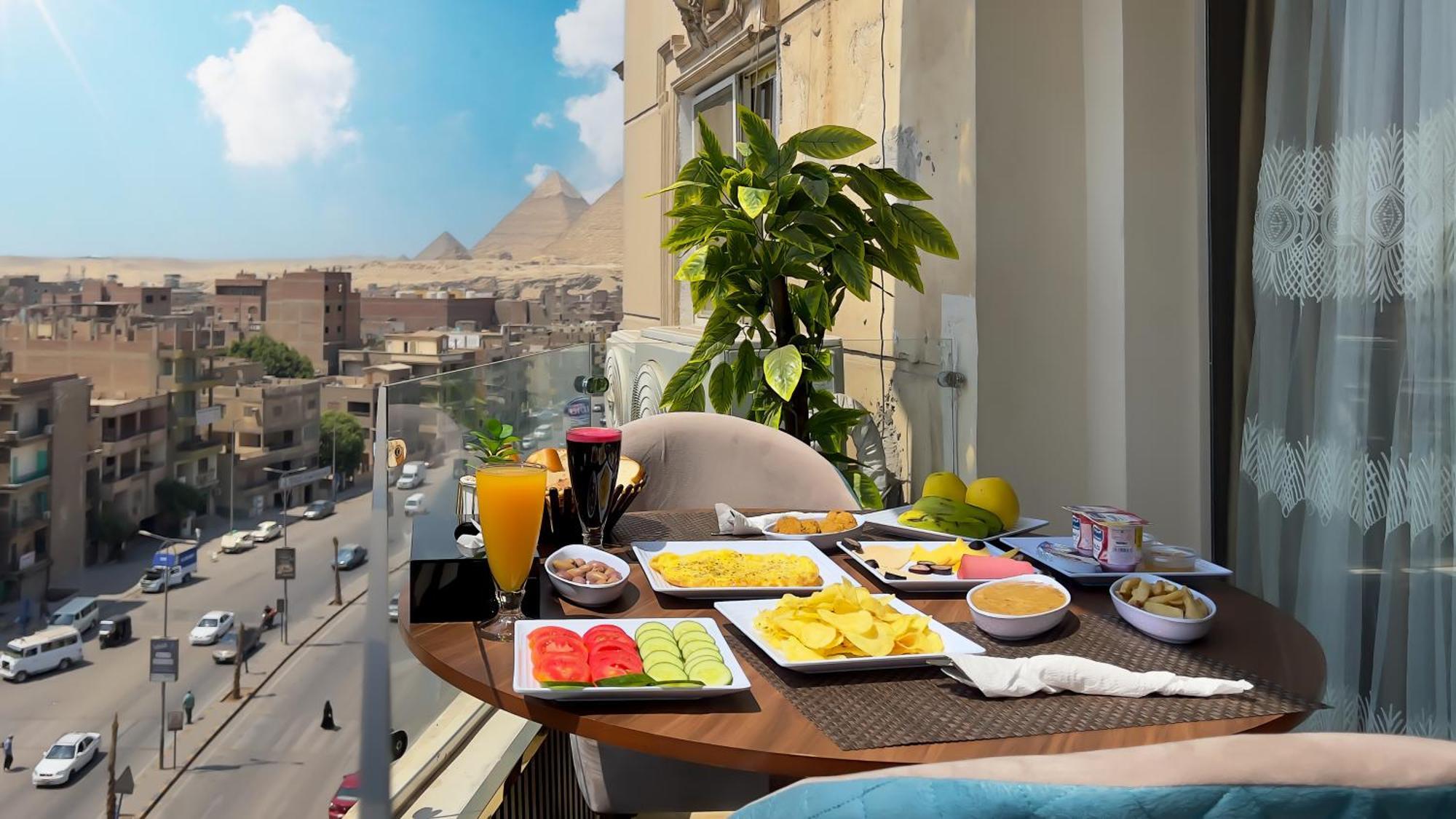 Imperial Pyramids Heights View Bed and Breakfast Nazlet el-Sîsi Eksteriør billede