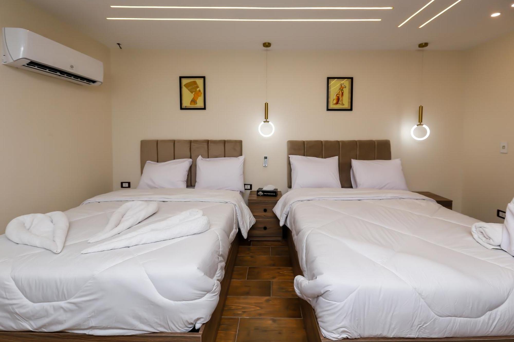 Imperial Pyramids Heights View Bed and Breakfast Nazlet el-Sîsi Eksteriør billede