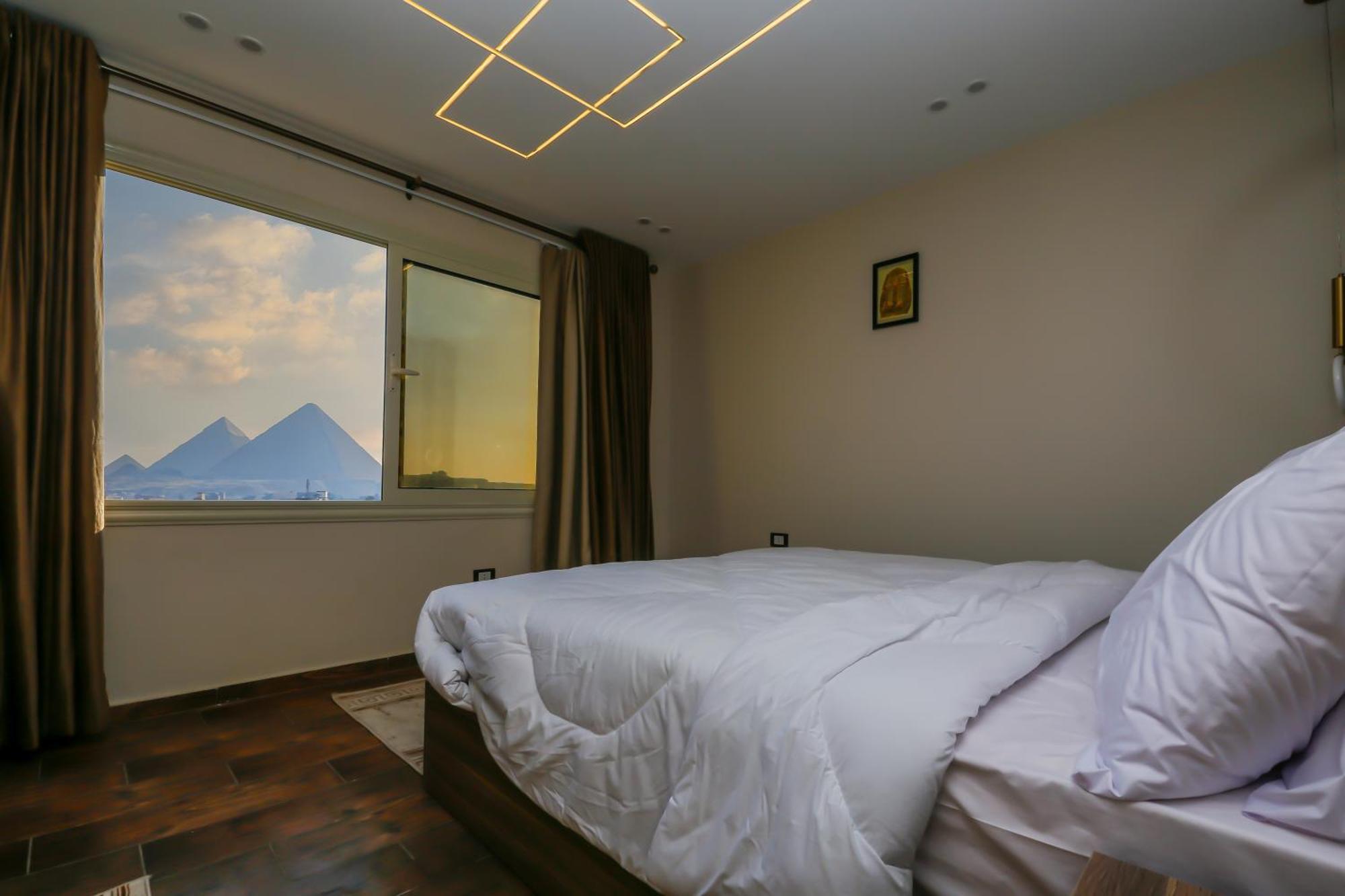 Imperial Pyramids Heights View Bed and Breakfast Nazlet el-Sîsi Eksteriør billede