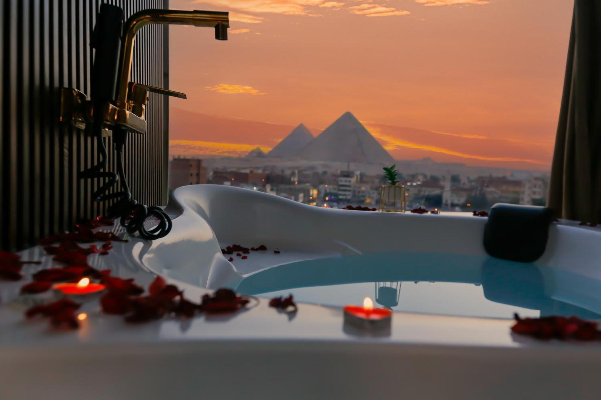Imperial Pyramids Heights View Bed and Breakfast Nazlet el-Sîsi Eksteriør billede