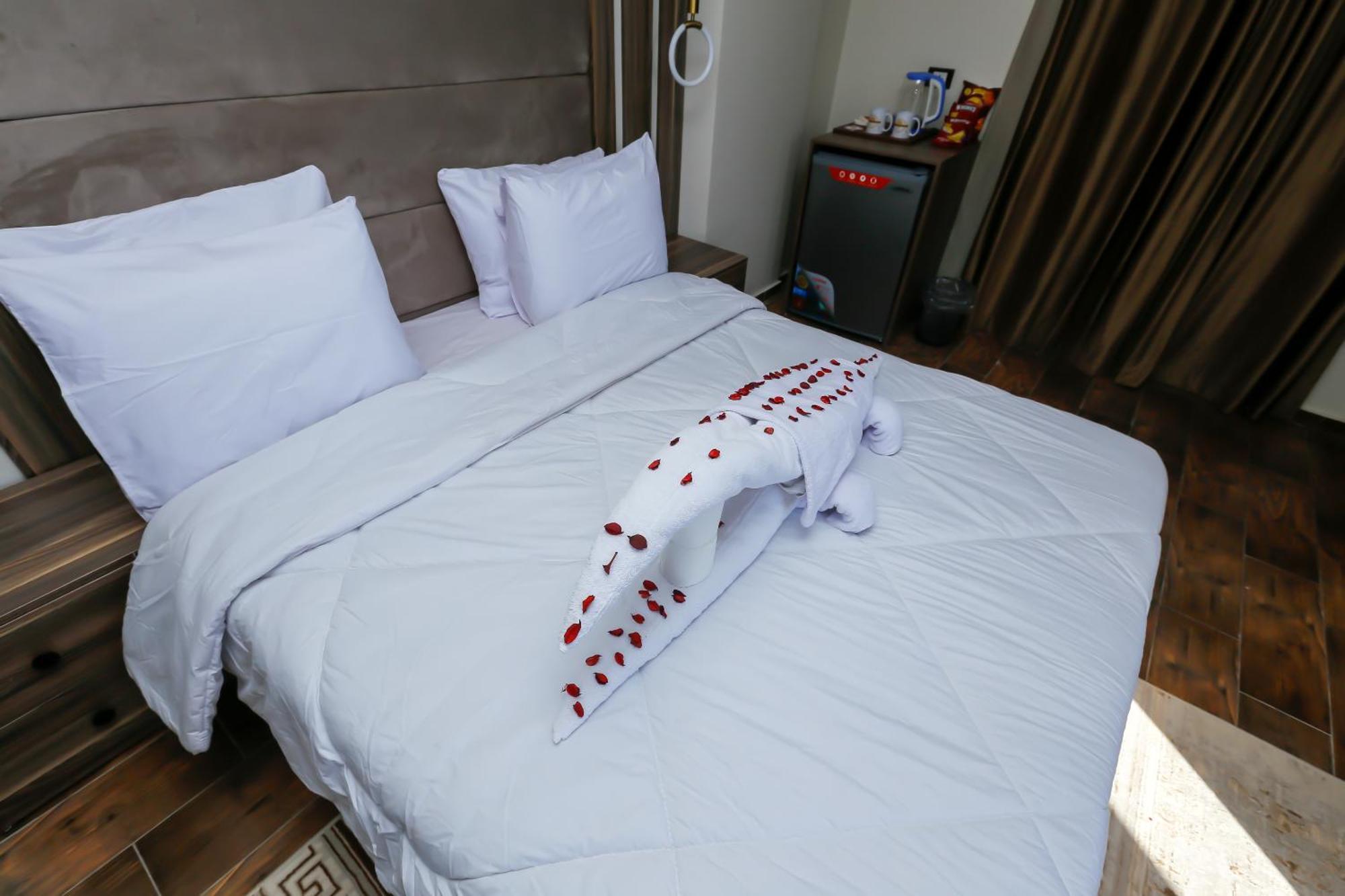 Imperial Pyramids Heights View Bed and Breakfast Nazlet el-Sîsi Eksteriør billede