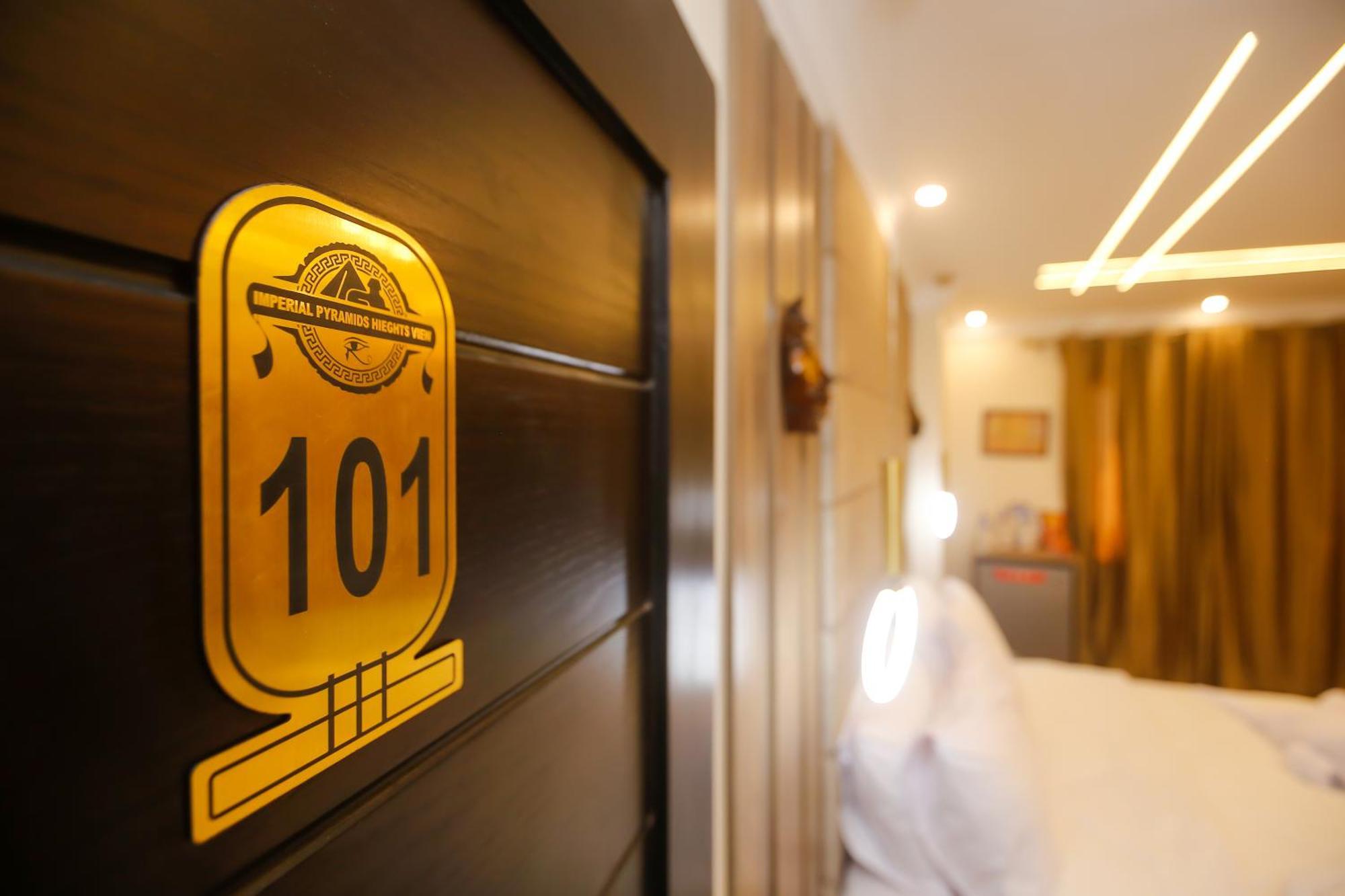 Imperial Pyramids Heights View Bed and Breakfast Nazlet el-Sîsi Eksteriør billede
