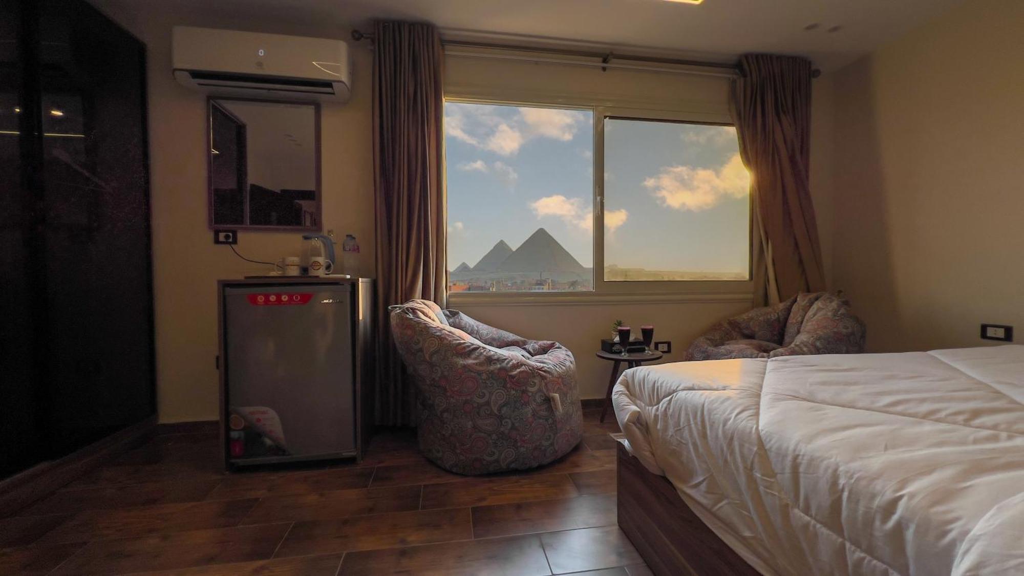 Imperial Pyramids Heights View Bed and Breakfast Nazlet el-Sîsi Eksteriør billede